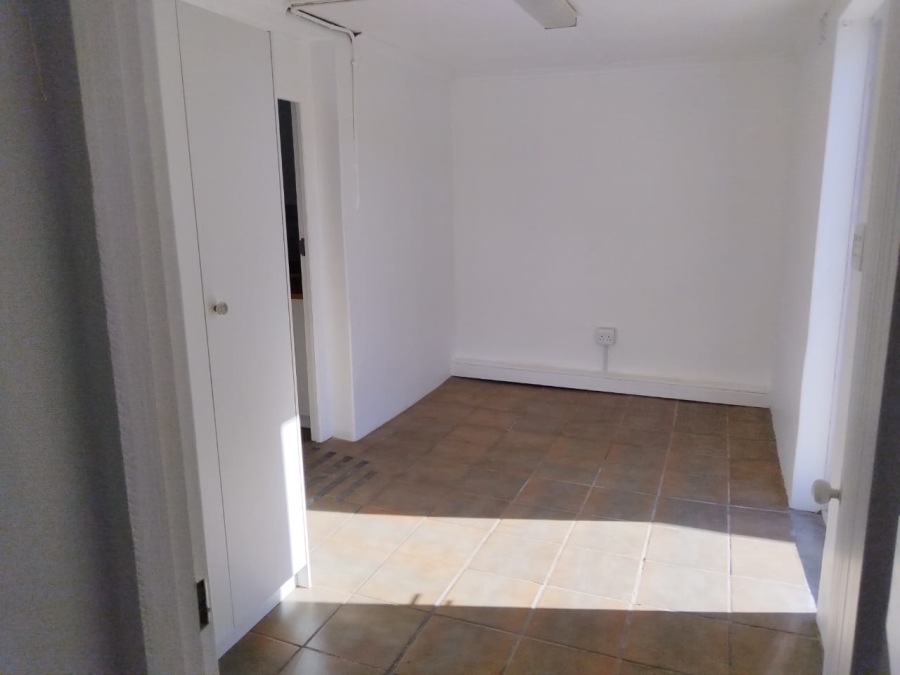 To Let 1 Bedroom Property for Rent in Hopefield Western Cape
